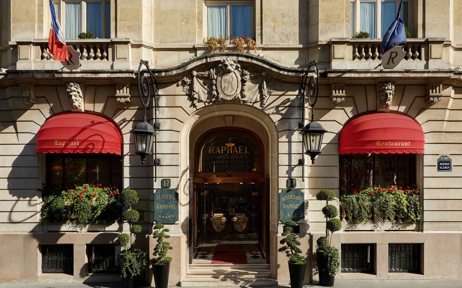 Hôtel Raphael Champs-Elysées