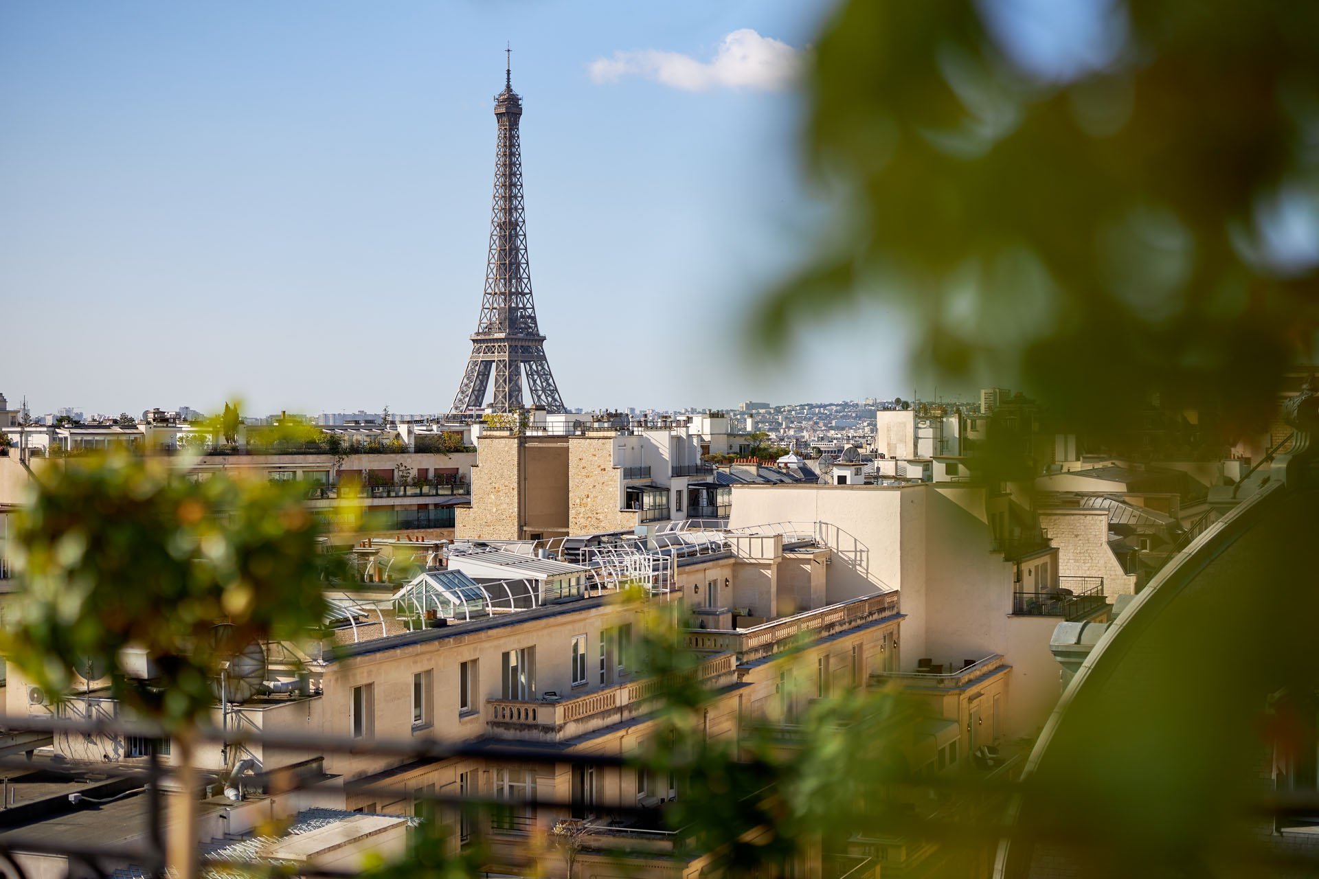 Raphael Paris Rooftop - Eiffel tower view